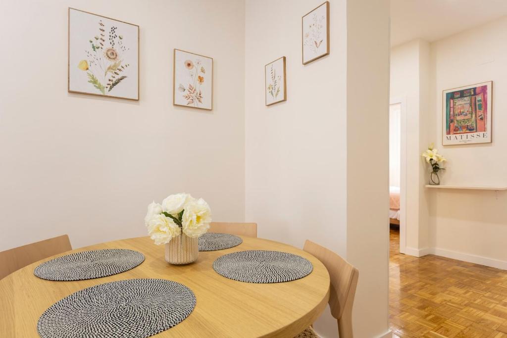 New apartment in Cascorro square Madrid center - 4