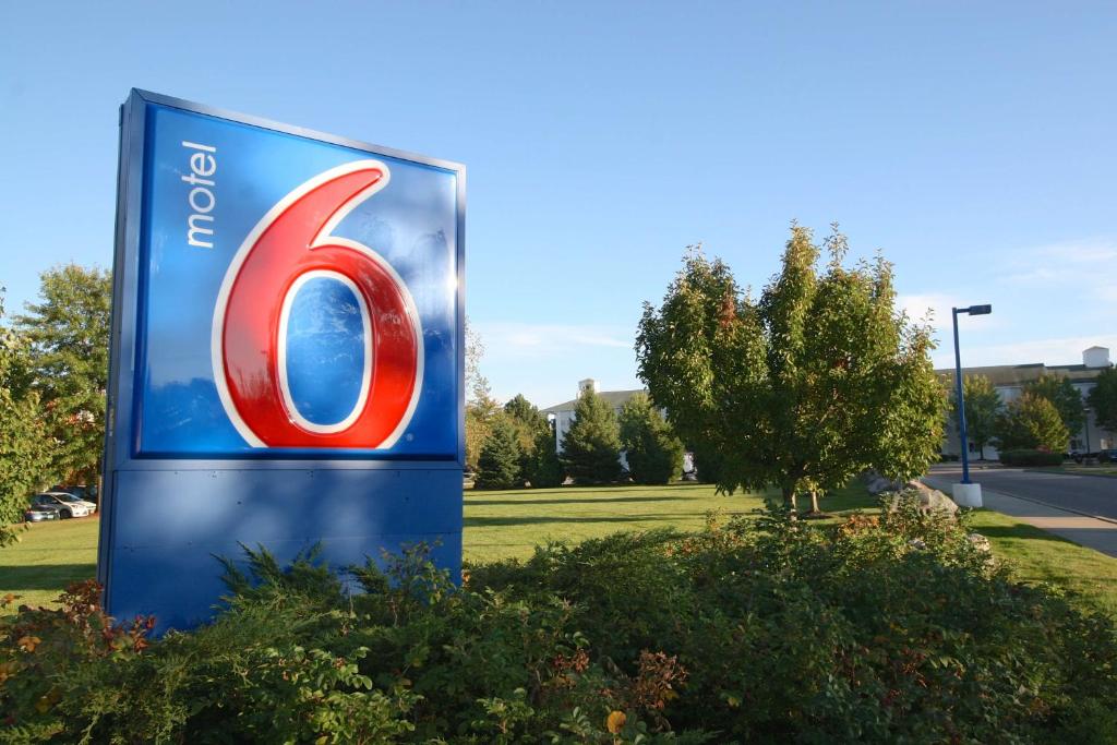 Motel 6-Colchester, VT - Burlington photo