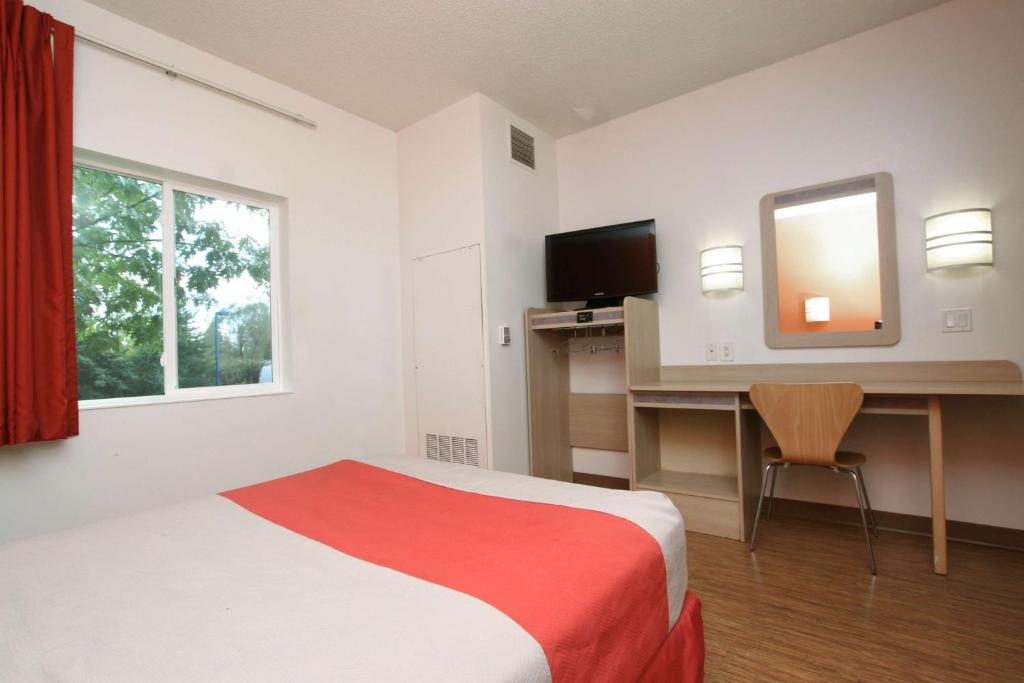 Motel 6-Colchester, VT - Burlington photo