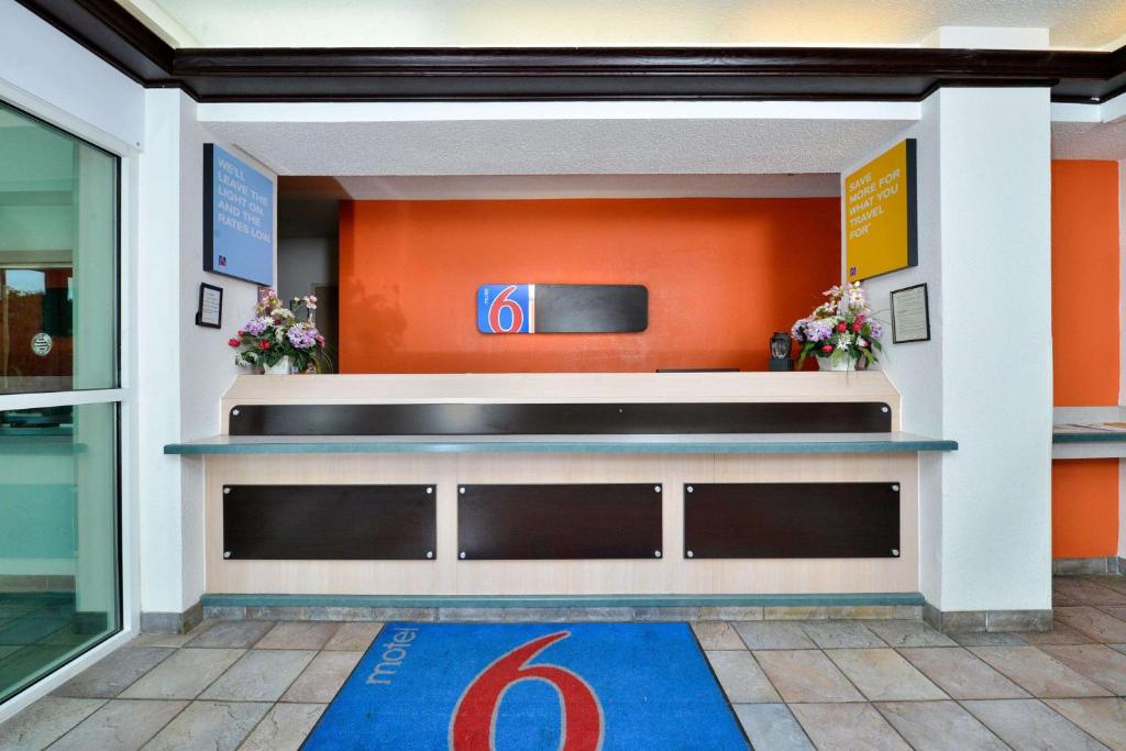 Motel 6-McKinney, TX - North photo
