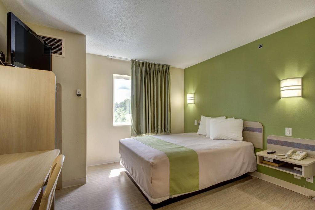 Motel 6-Medina, OH - Cleveland - Medina - book your hotel with ViaMichelin
