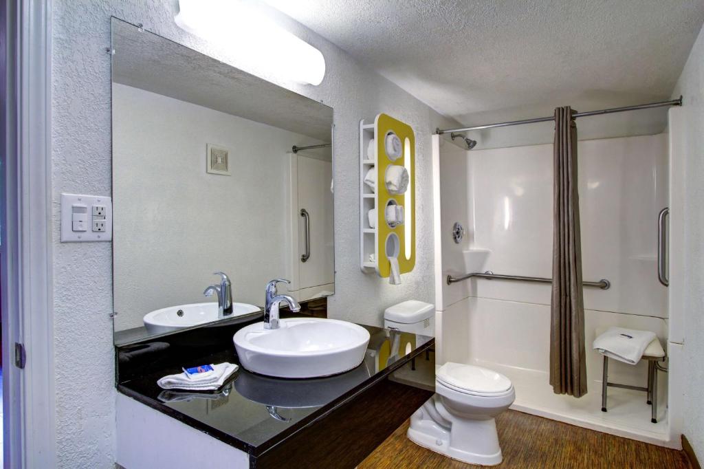 Motel 6-Richfield, OH photo