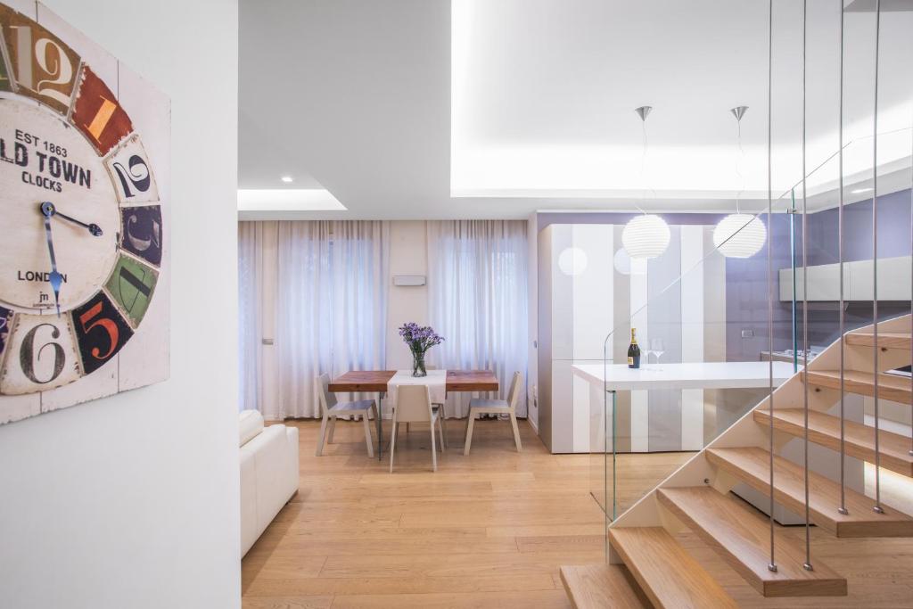 Fleming Prestige Home - 2 Livelli con Parcheggio Privato - 3