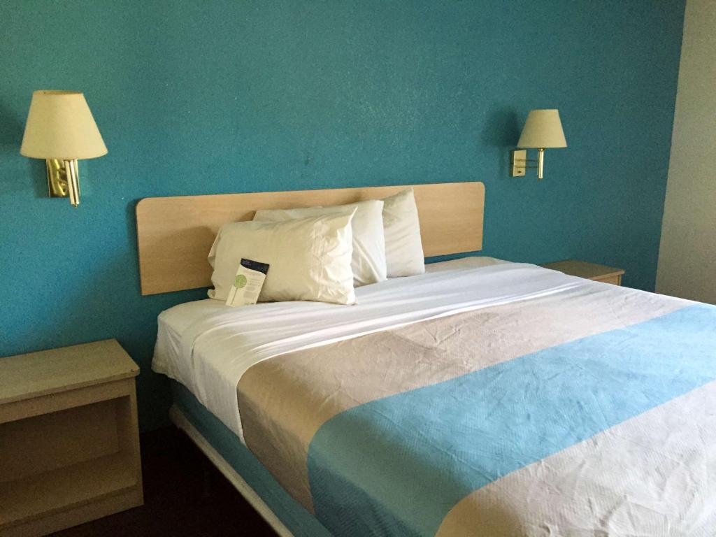 Motel 6-Norcross, GA photo