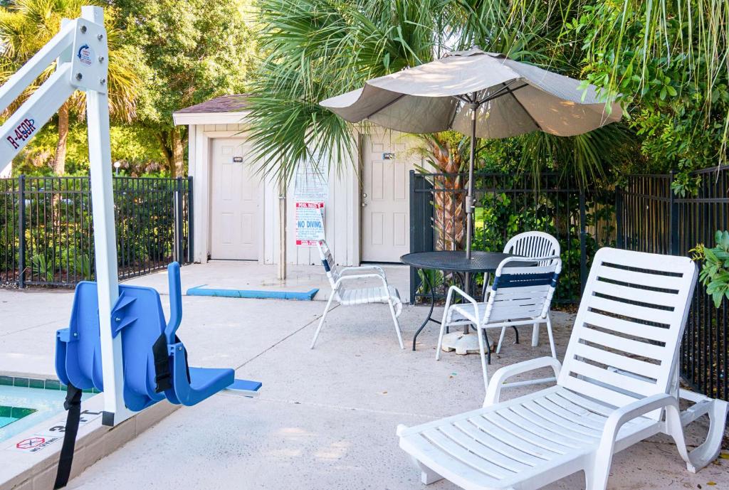 Motel 6 - Tampa Fairgrounds Photo 41