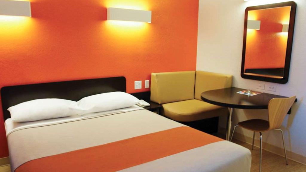 Motel 6-Tulsa, OK photo