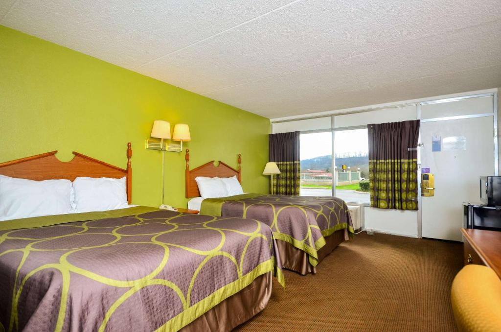 Motel 6-Pulaski, TN, Pulaski