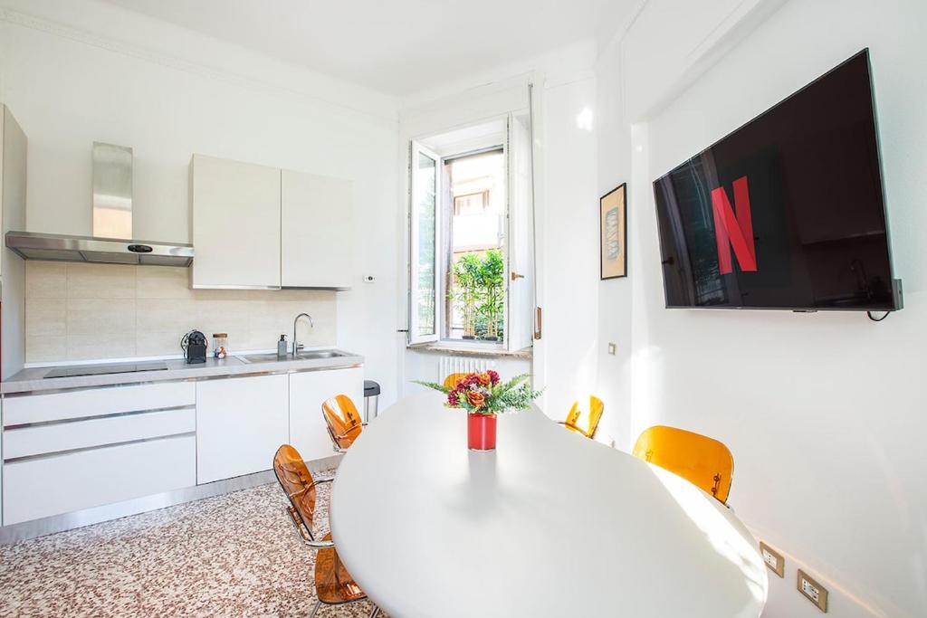 Spacious Near the City Centre,Sleeps 6 - 3