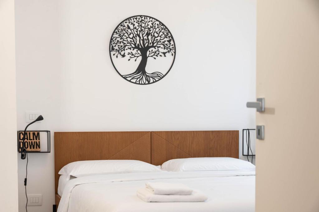 Elegant City-Center Apartment in Villa - Private Parking - 5