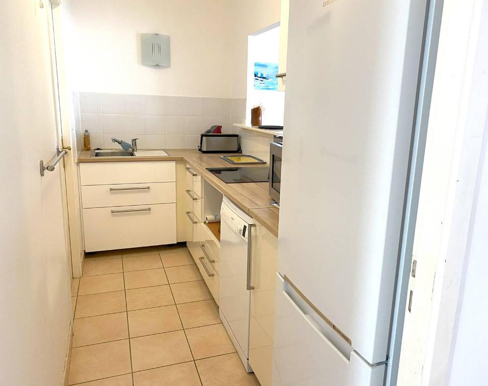 Bel appartement 2 chambres au centre-ville de PERROS-GUIREC - Ref 926 - 3