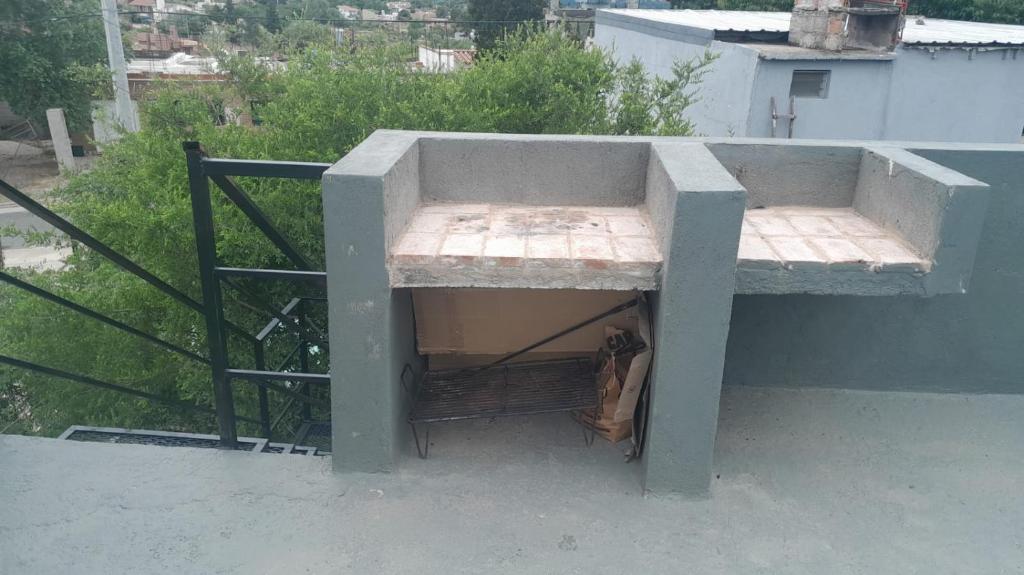 Departamento en villa del lago- Carlos Paz - 5