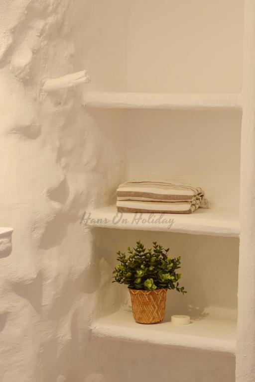 La Casa del Mar de Cristina, Frigiliana Traditional townhouse in the old-quarter with private pool HansOnHoliday Rentals - 1