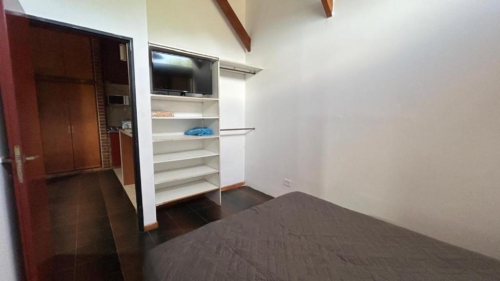 Casa con Pileta y Departamento independiente para 12 a 14 Personas - 4