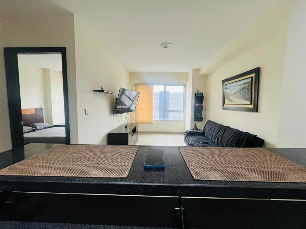 Suite next to Vermont Plaza with Pool and Gym - 4