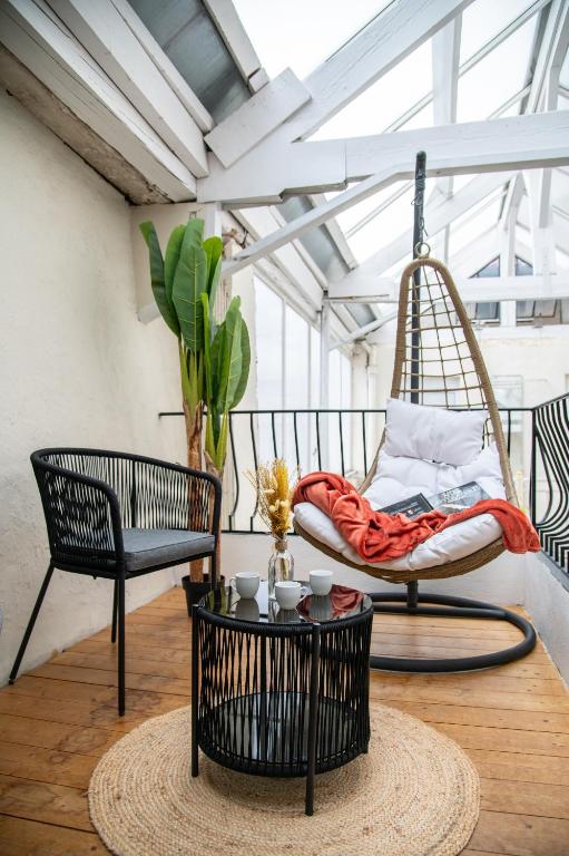 Loft Art Déco Terrasse Verrière Clim Lit king size - 1