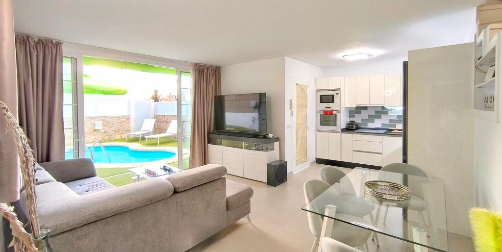HEI HEI AND PUA VILLA - heated pool, priv parking, fibre net, Palm-Mar - 4