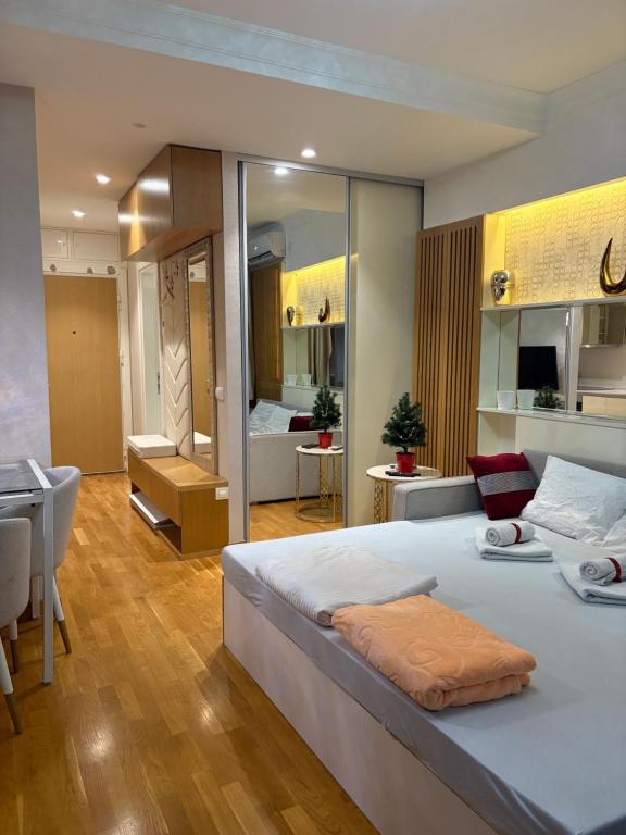 Lunalux BW Apartments - 3