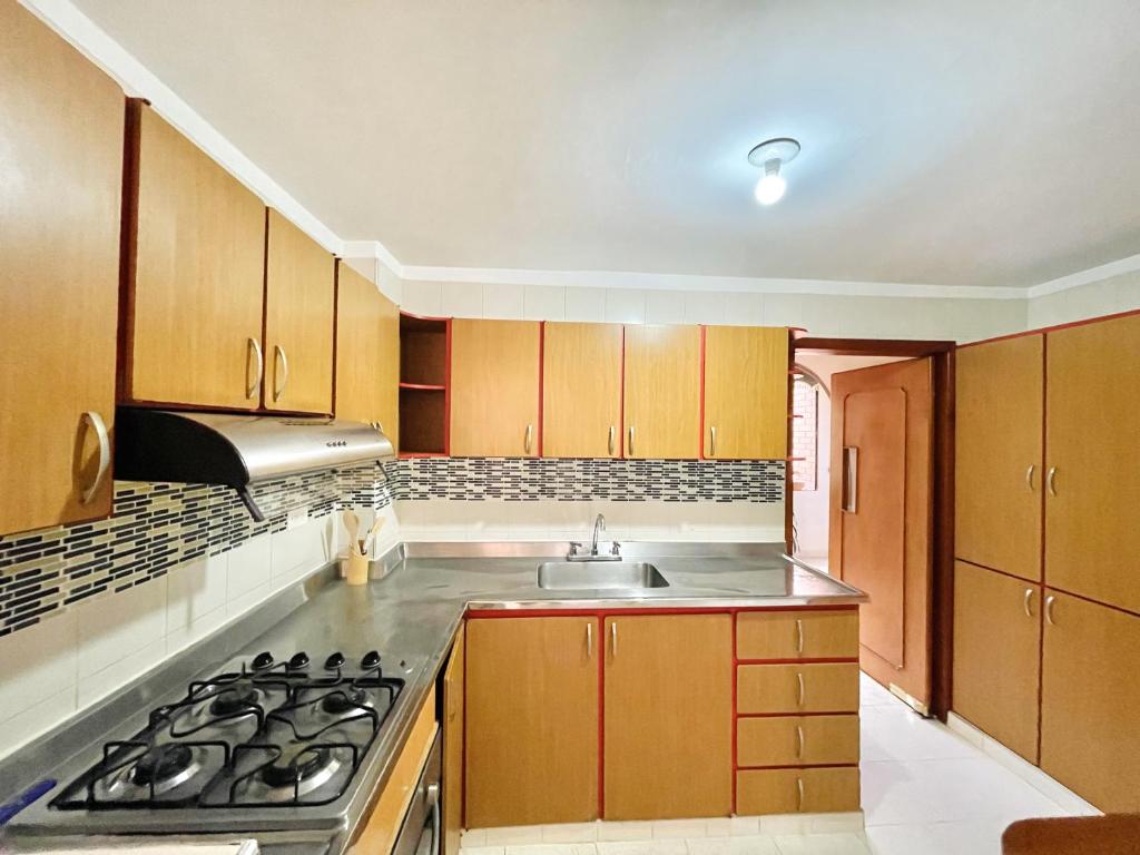 Apartamento central con parqueadero - 4