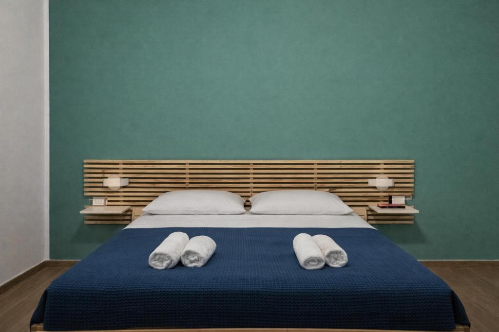 Yes I Know My Room - Foria - 3