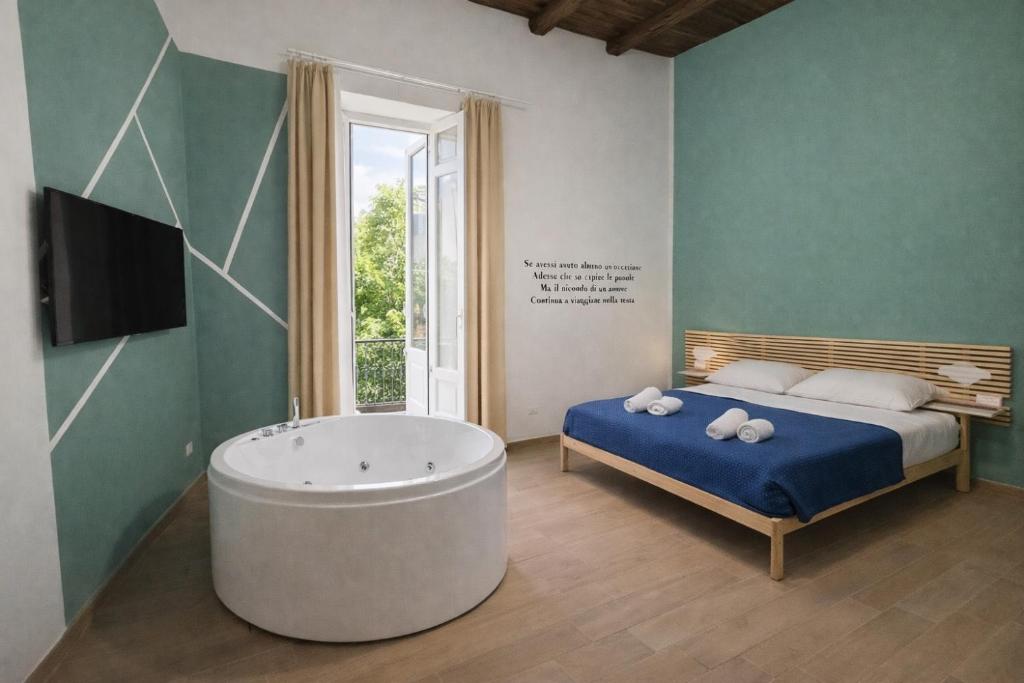 Yes I Know My Room - Foria - 2