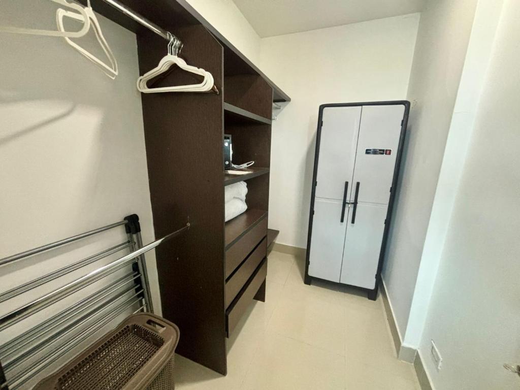 Playa Cartagena Apartments - 4
