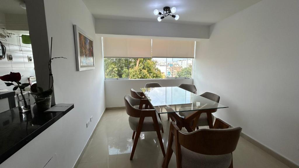 Spacious and bright apartment with a beautiful view - 2