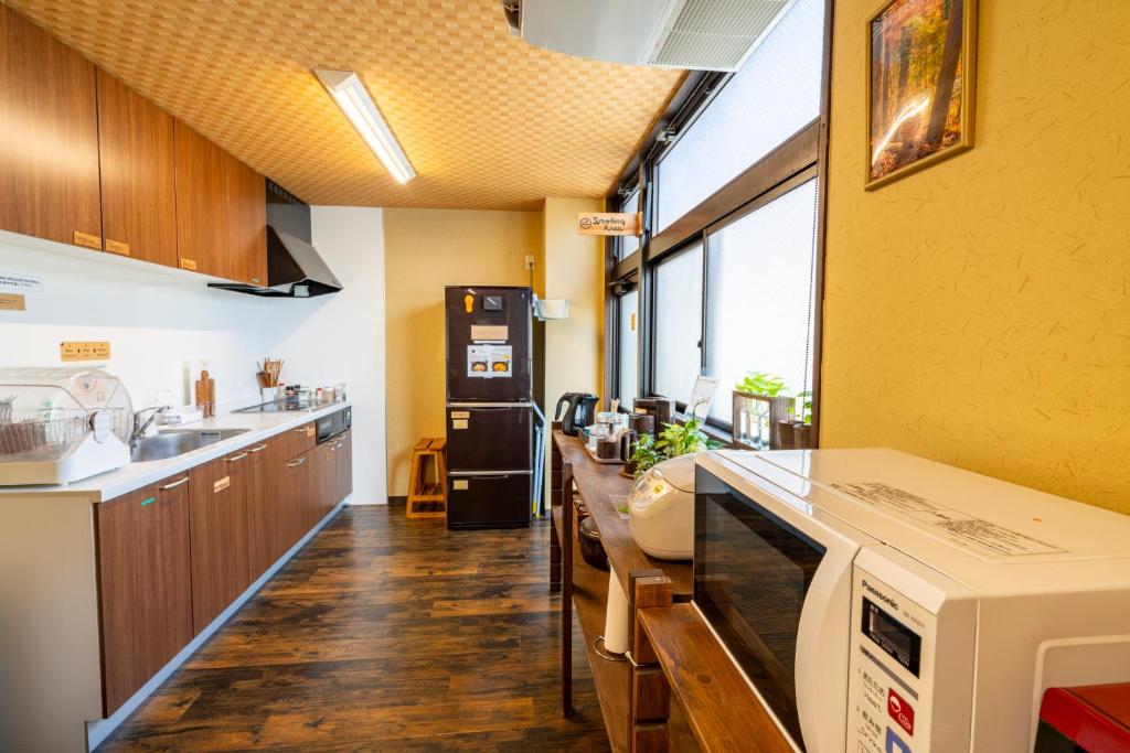 Kitchen, Guest House Ouka in Takayama