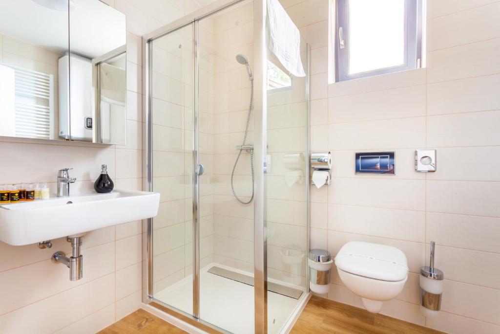 Hotel Aqualand Inn photo