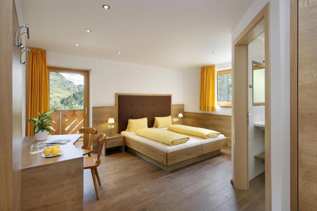 Garni-Hotel Wiesental - 3