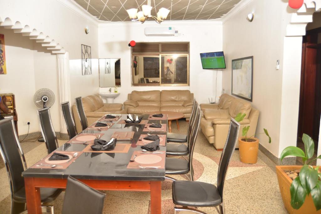 共用ラウンジ/TVエリア