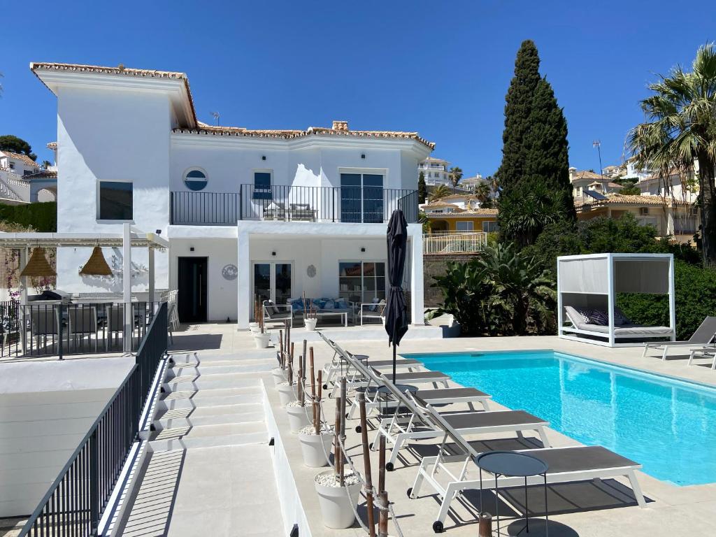 Villa Mariposa with sea views - 1