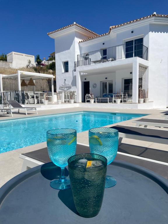Villa Mariposa with sea views - 4