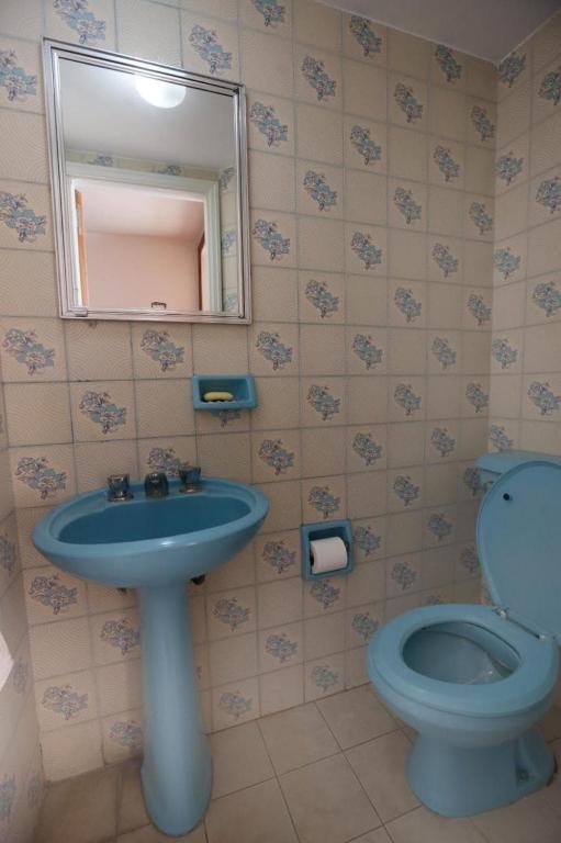 Depto 3 ambientes con balcon vista al mar y cochera - 4