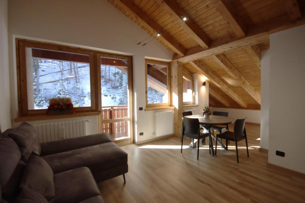 Penthouse with view 2 bedrooms free parking - 1