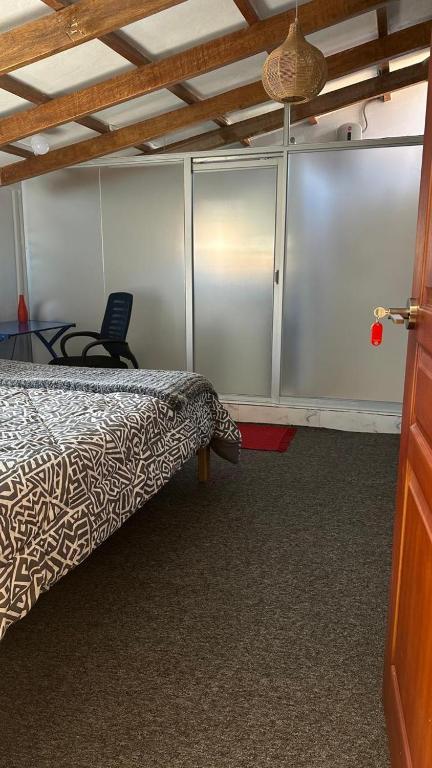 Cozy room with kitchenette and private bathroom - 3