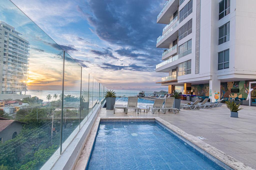 Grand Marina Oceanview Apartments by Xarm Apartments - 2