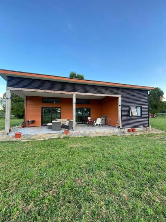 Hermosa casa en parcela - 1
