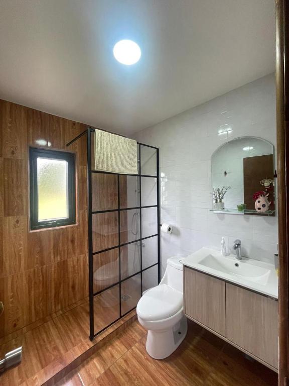 Hermosa casa en parcela - 5