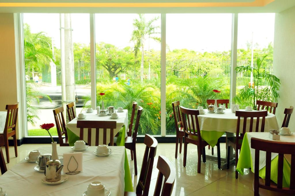 Restaurant, Americas Gaivota Hotel in Rio De Janeiro