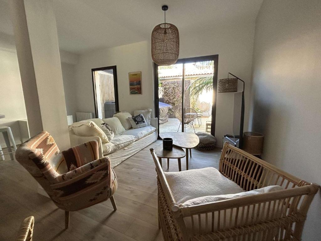 Appartement 6 pers avec patio, entre golf et océan - 3