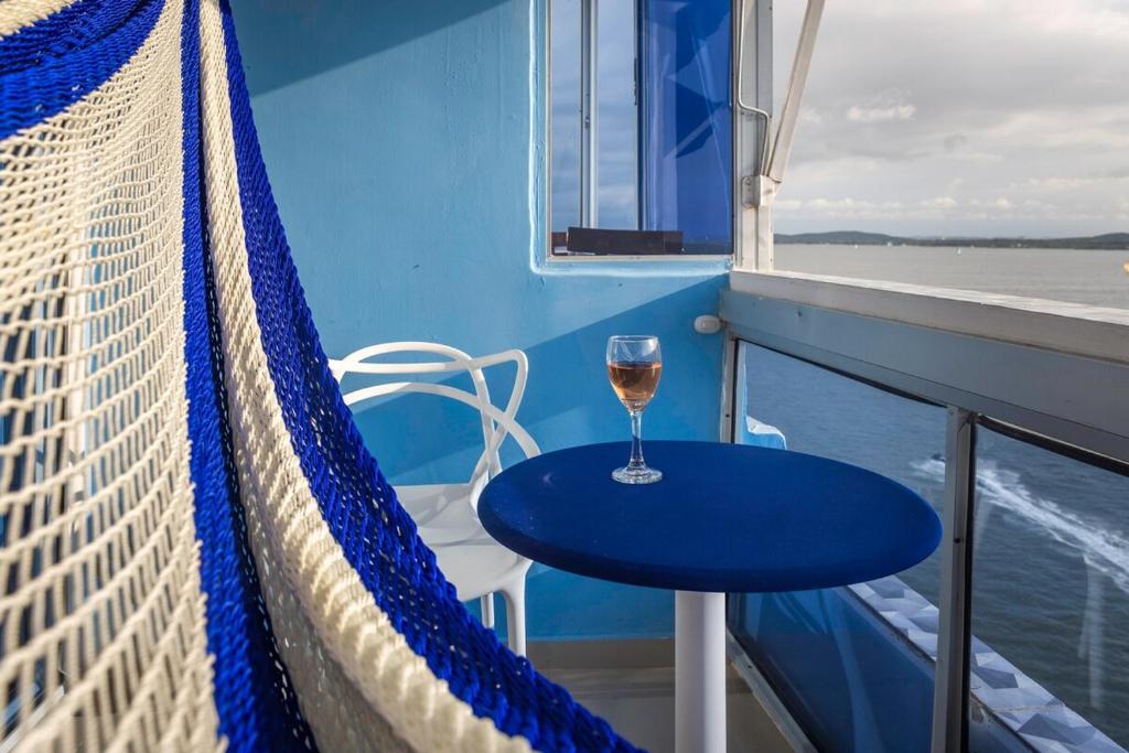 Balcony to the Horizon - 4
