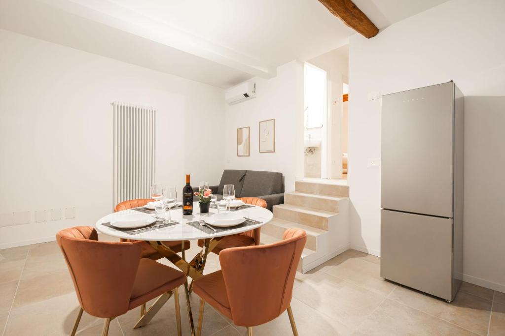 Albana Central Apartment, Bologna City Center - 5