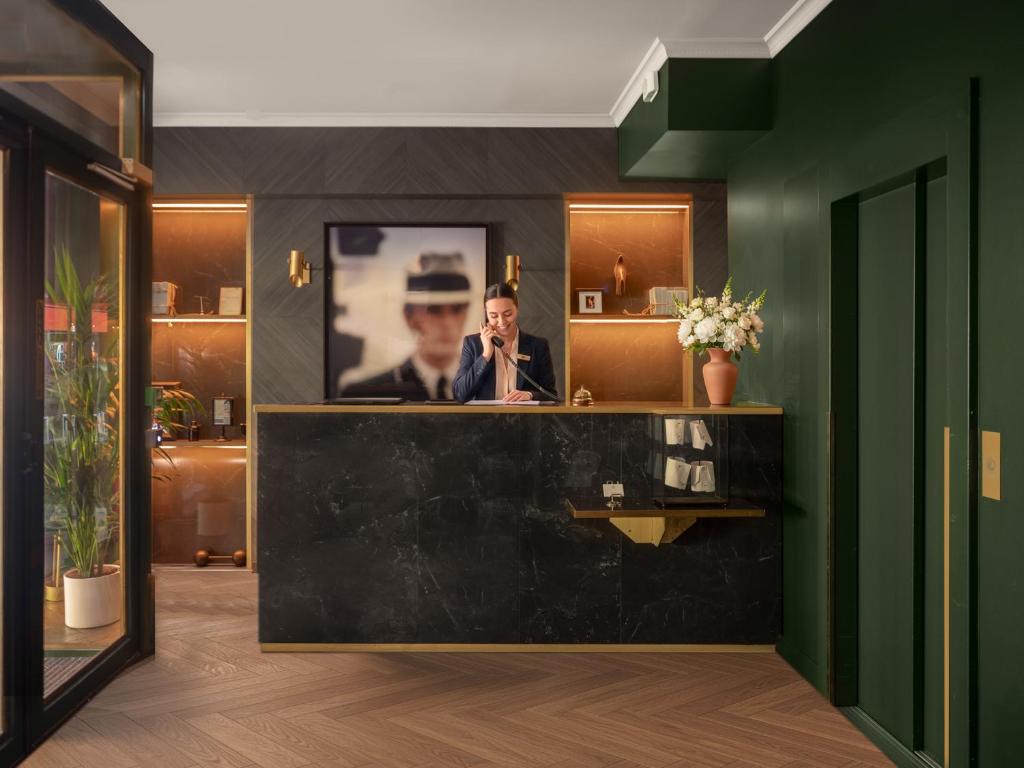 Handsome Hotel - 2