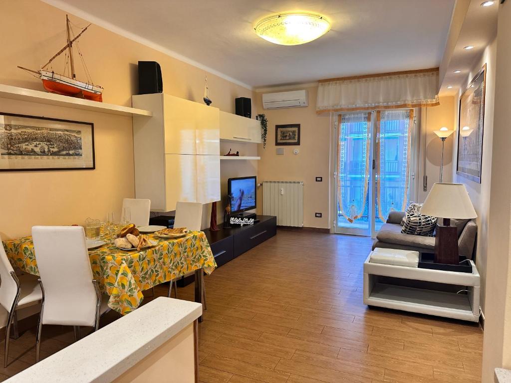 Casa Celsa by Holiday World - 4