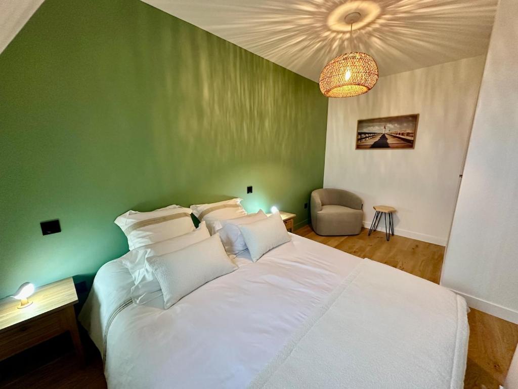 Appartement dans le Manoir des Creuniers avec vue mer - 4