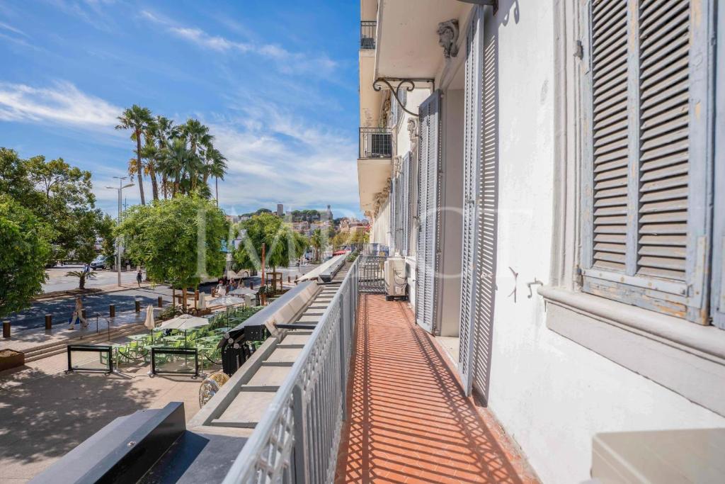 REF 783 - Cannes Croisette - Apartment for rent - 2