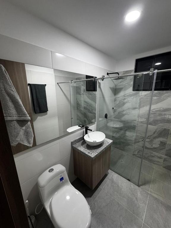 Amplio apartamento de 3 habitaciones cerca a Feria San Gil - 3