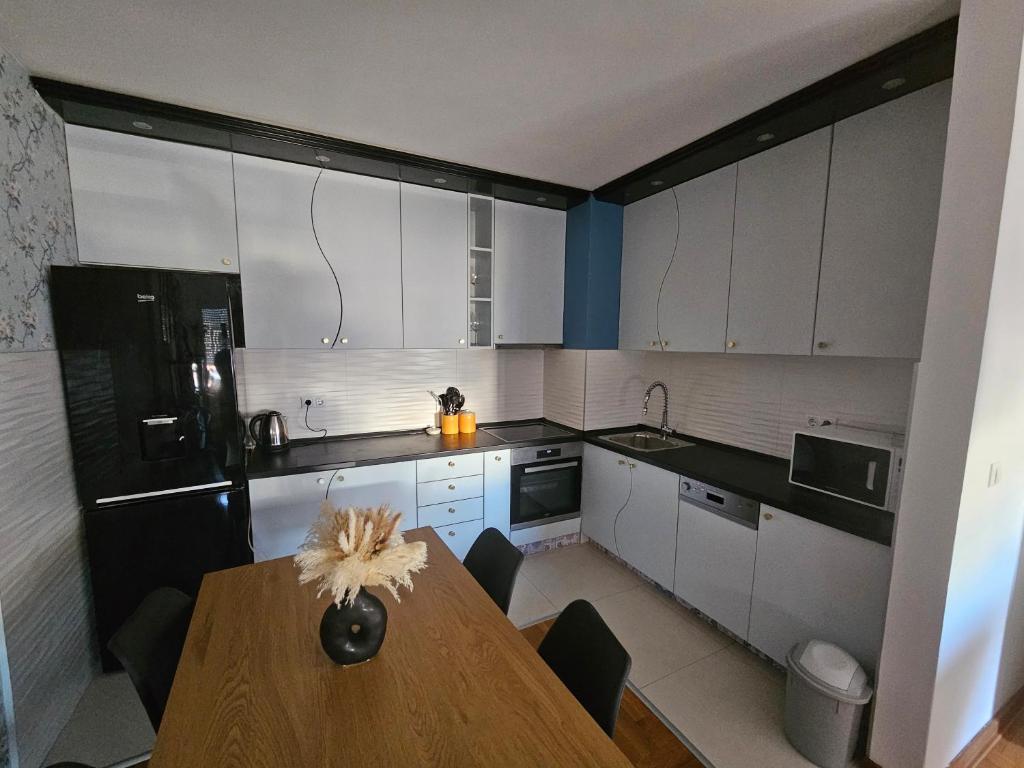 City Place Apartment - 4