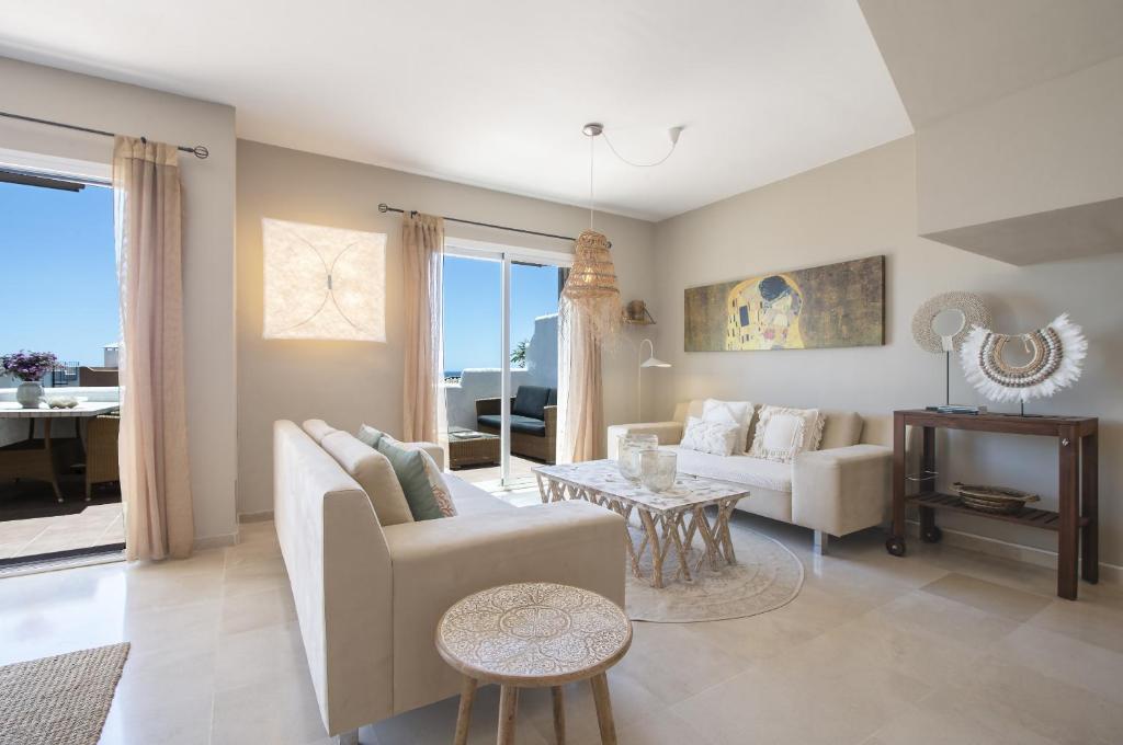53 Top floor of Terrazas de la Bahia Casares Costa - 5