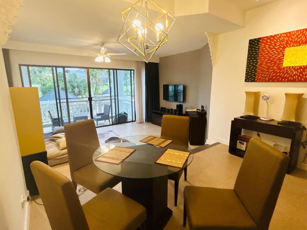 Allamanda Laguna Phuket by RESAVA